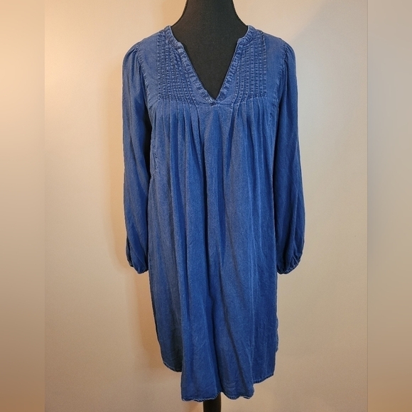OLD NAVY Light-Weight Blue Denim Dress, Size Generous XS - Picture 2 of 12